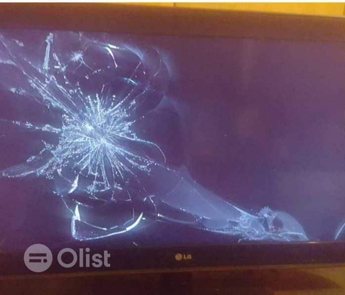 Broken TV screen replacement in Oshodi