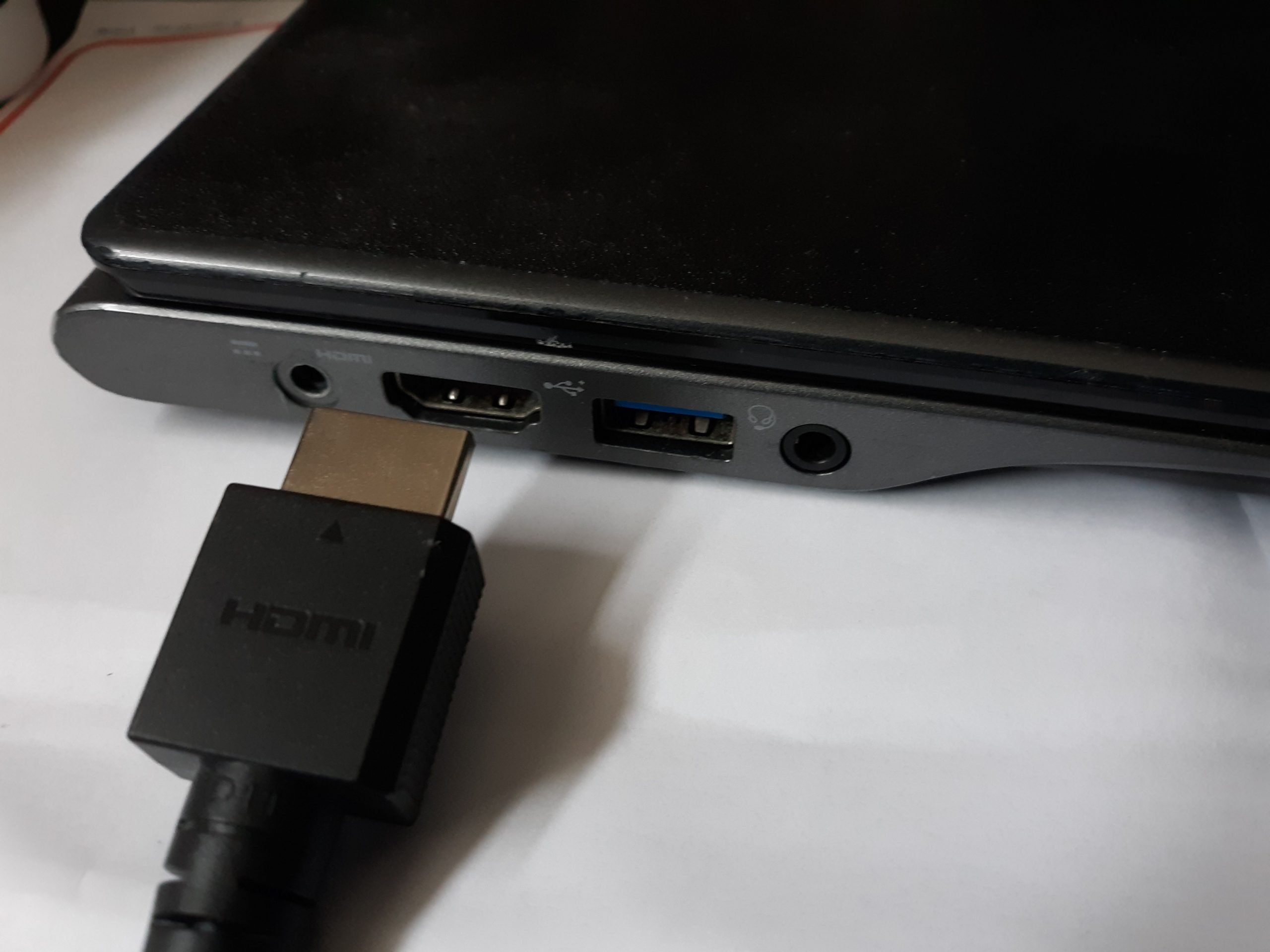 How to Connect Chromebook to Your TV