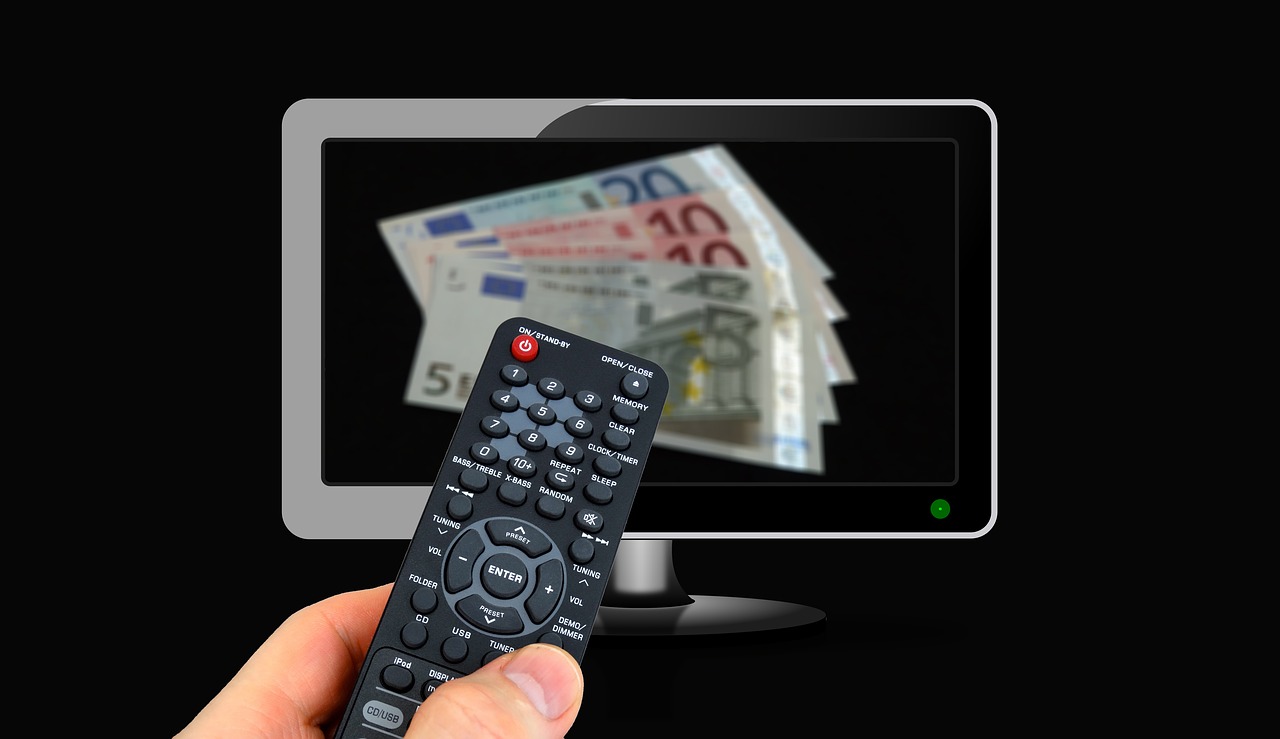 How to Get Free Broadcast TV at Home and Save a Bundle